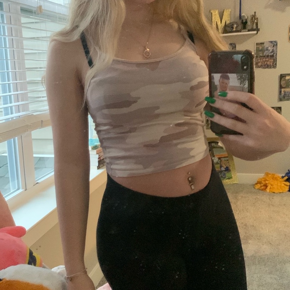 Light purple multi shaded cropped tank